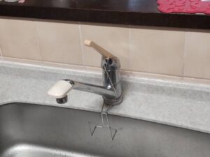 広島キッチン取付け隊　タッチレス水栓への取替　施工前　
